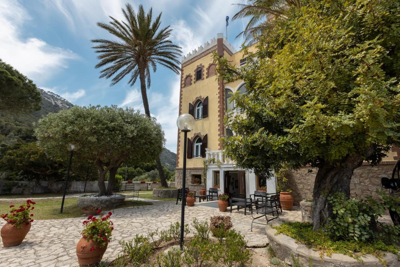 Hotel Castello Monticello Giglio Porto Exterior foto